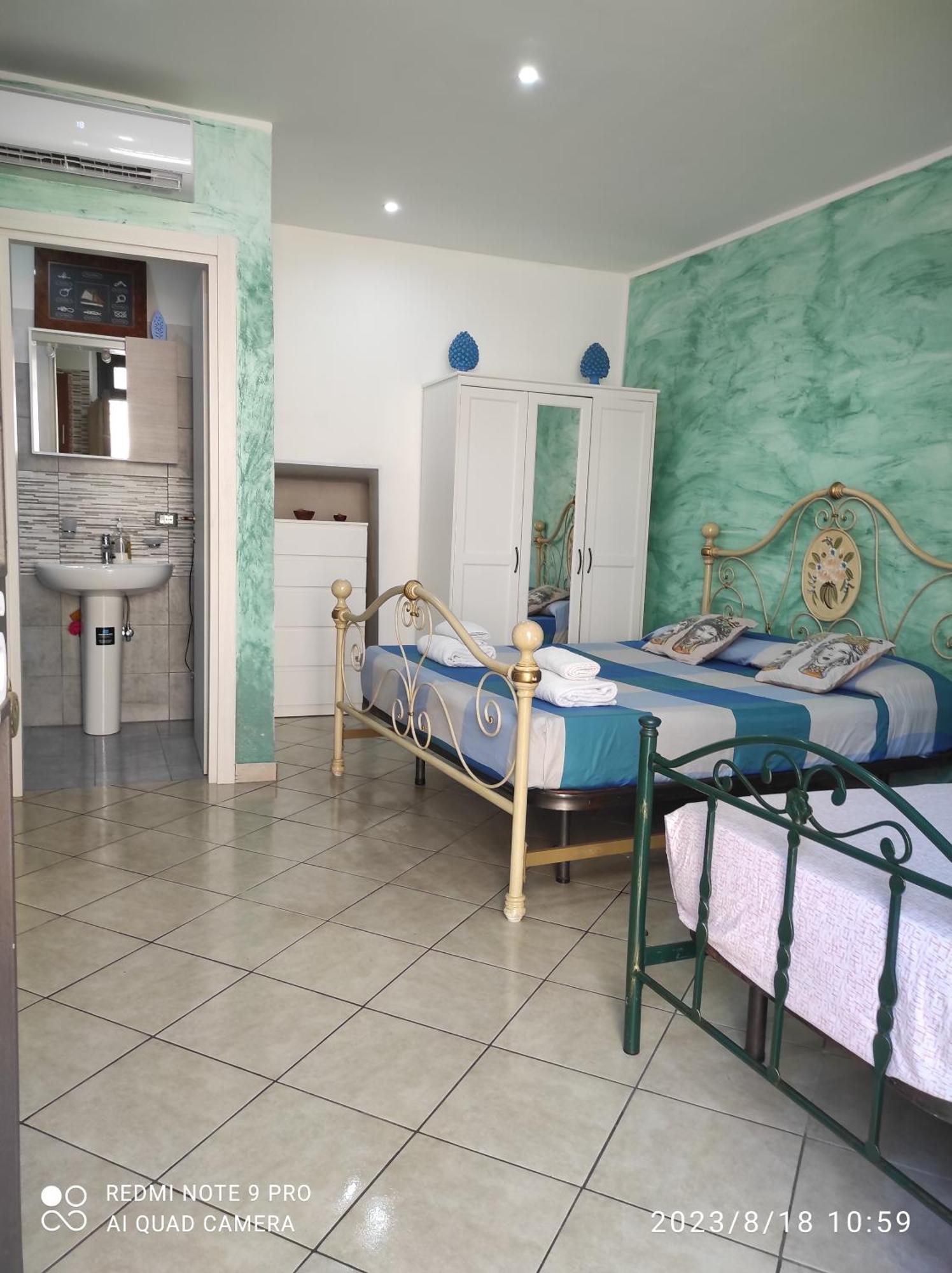 Bed and Breakfast Valenti Катания Экстерьер фото